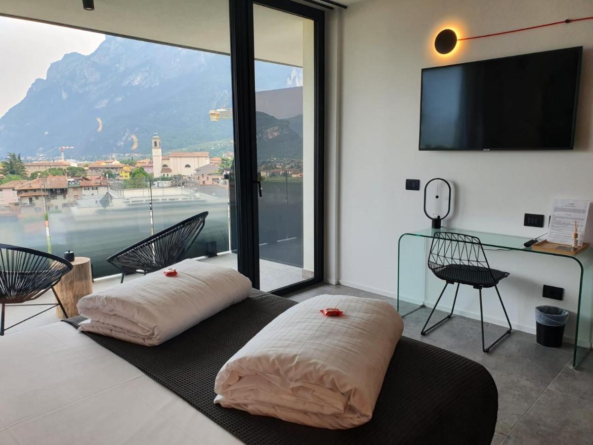 Visioni Lake View Boutique Rooms & Breakfast - Adults Friendly Рива-дель-Гарда Екстер'єр фото